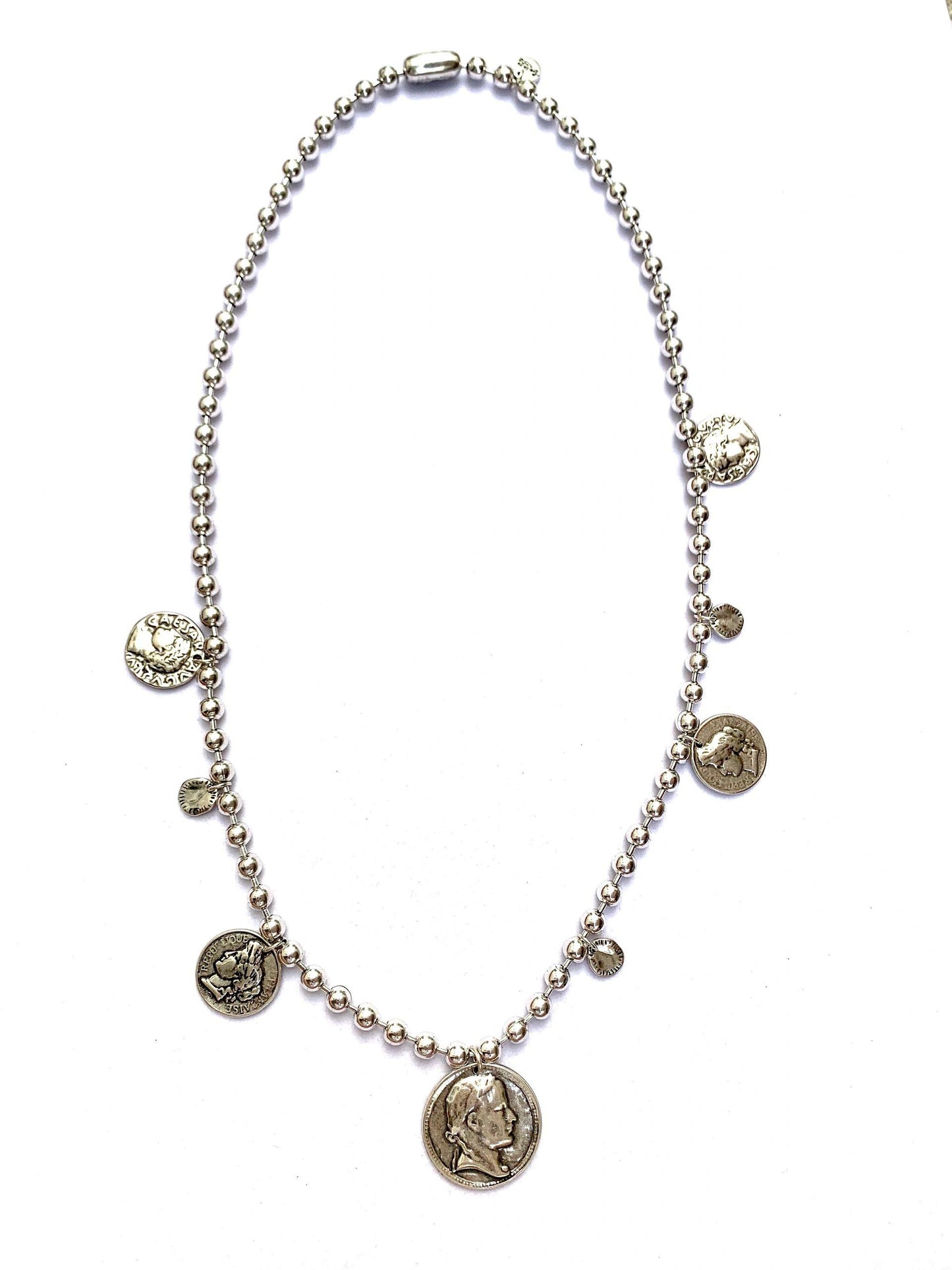 Tra-La-Rá Coin Medals Long Necklace