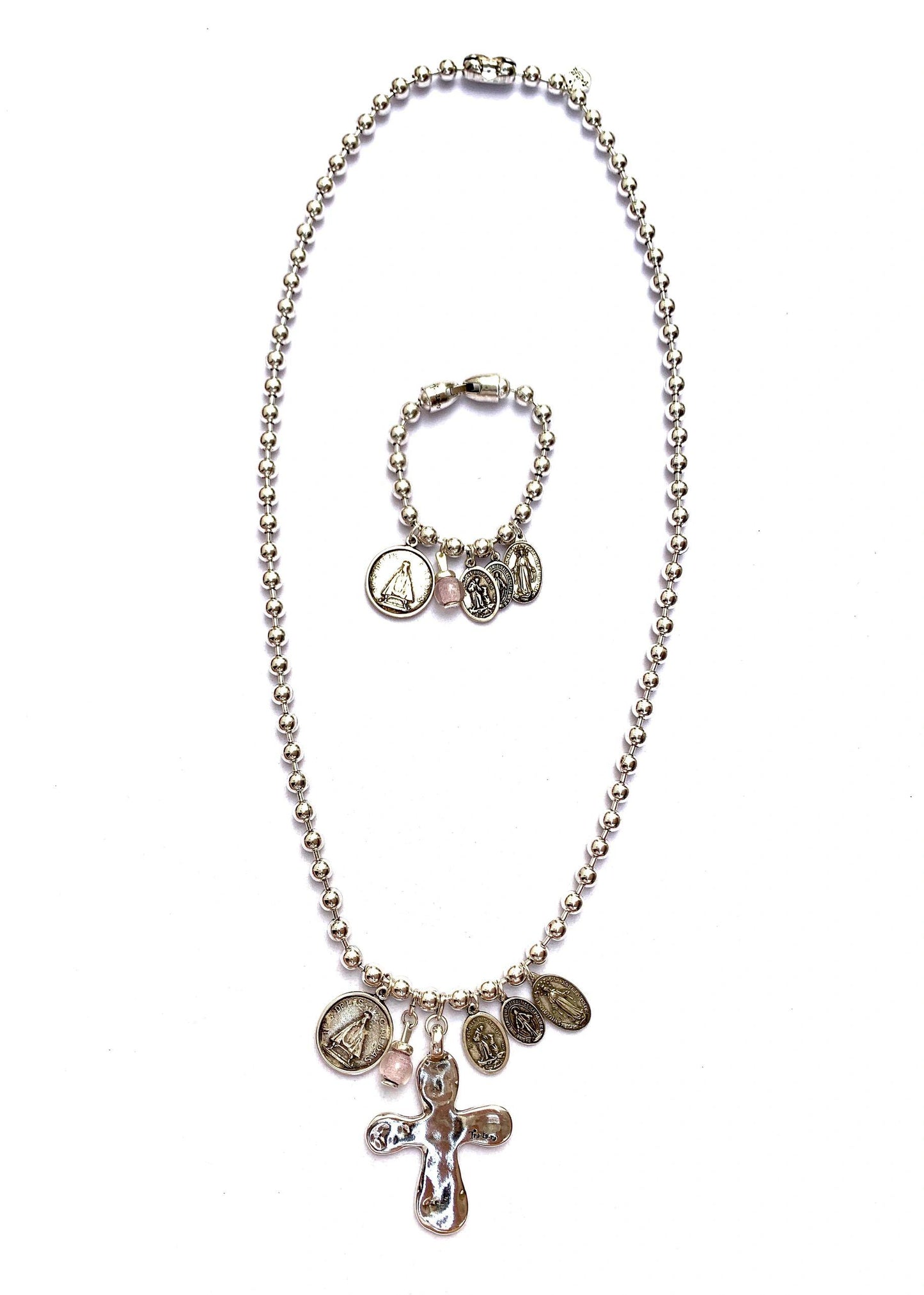 Tra-La-Rá Medals Cross Long Necklace