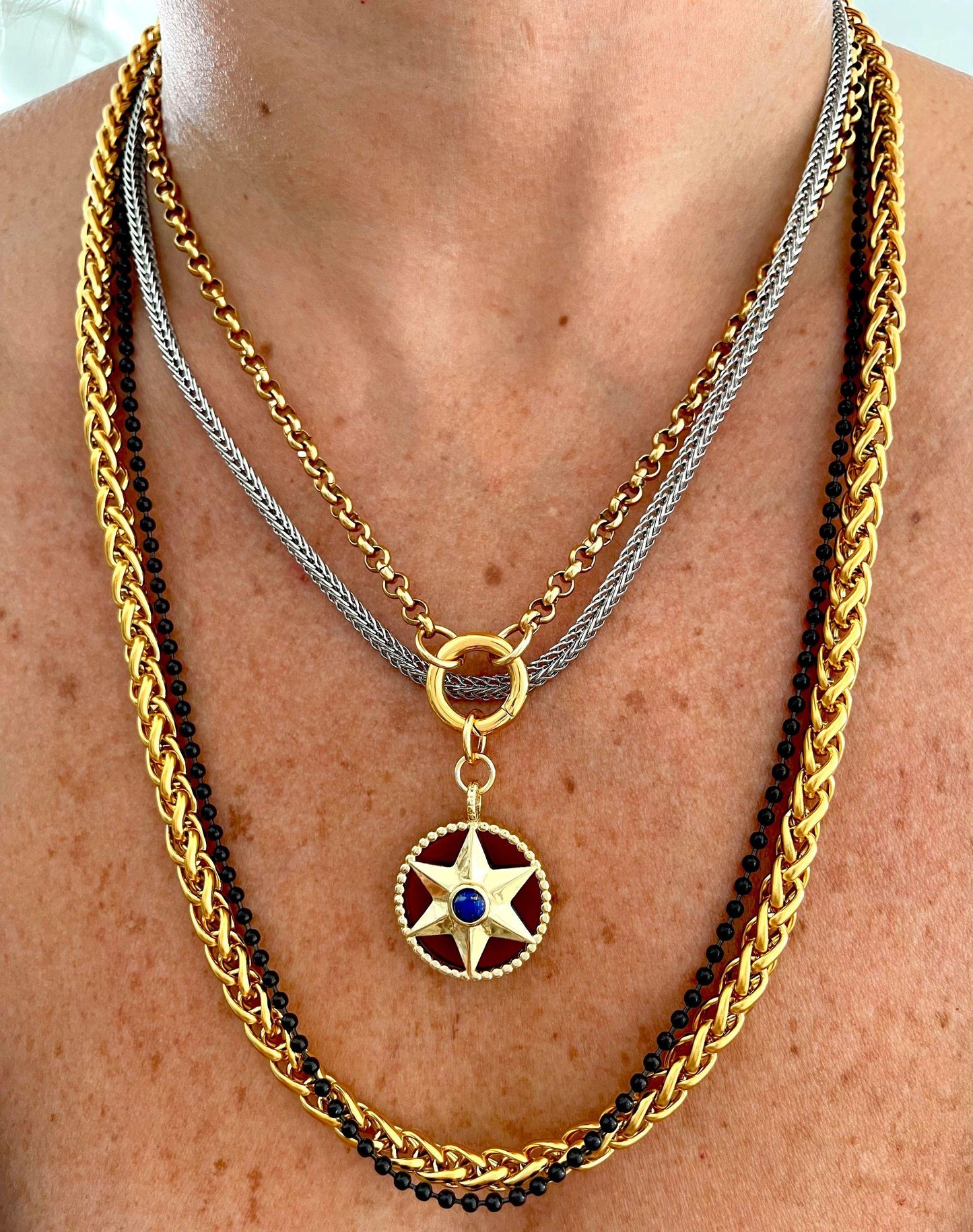 Star Course Necklace Set