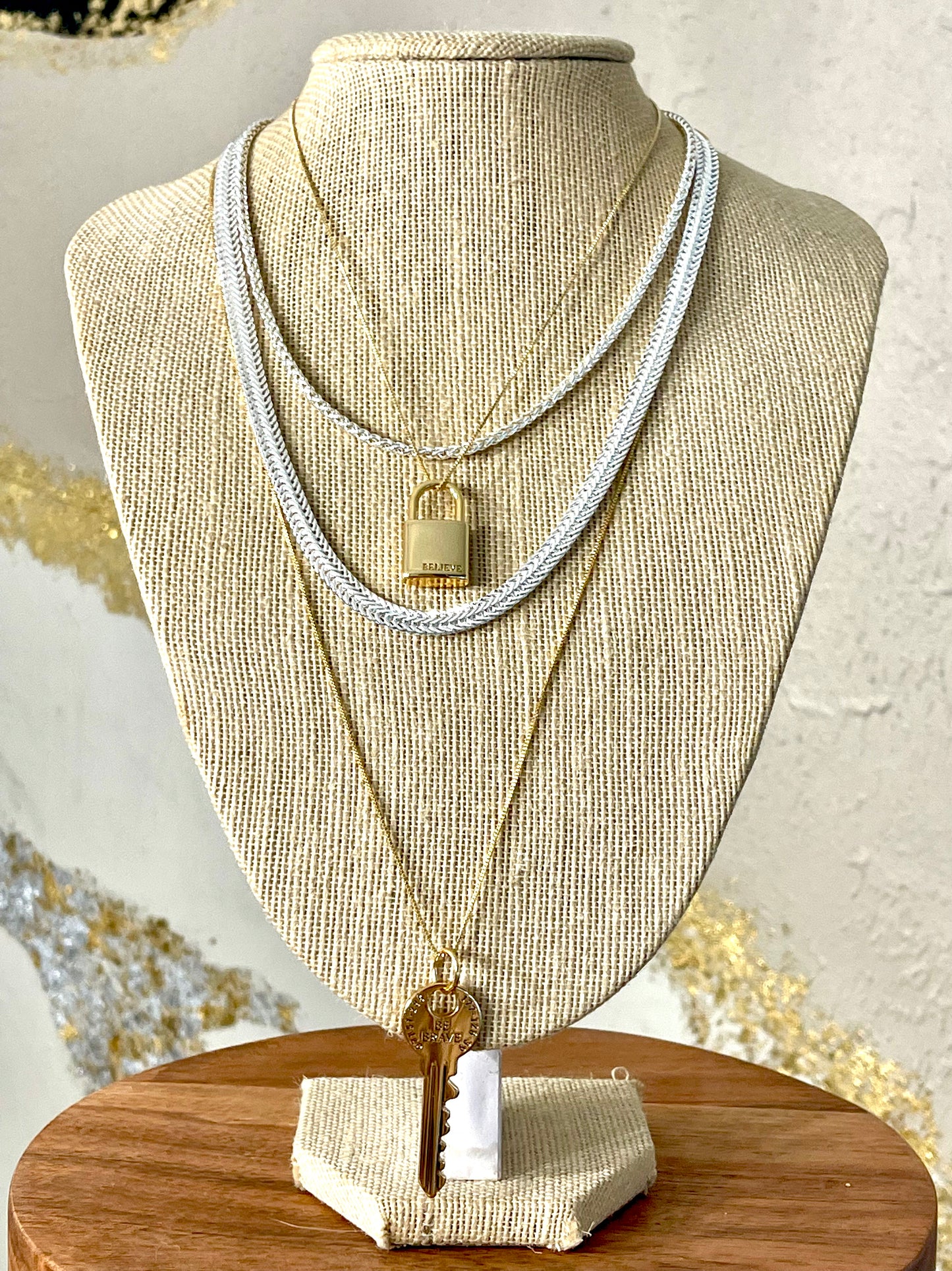 Be Divine Necklace Set